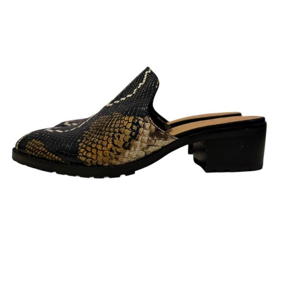 Crown Vintage Mules Size 7.5 Slip On Snake Print Leather Clogs 1.75'' heel - Picture 2 of 11